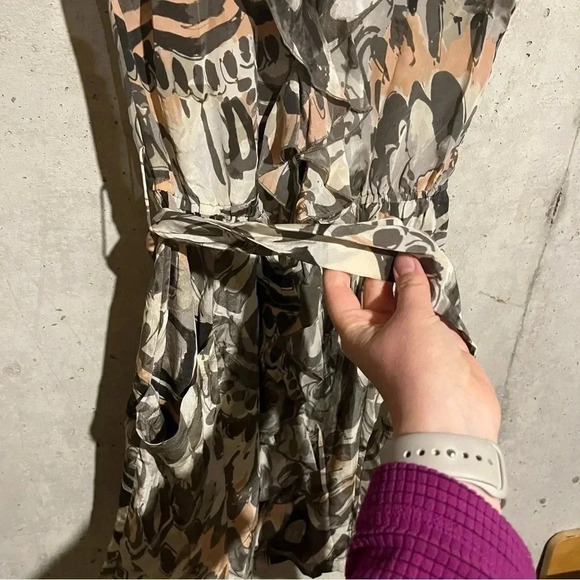 Charlie Jade 100% Silk Dress Tie Waist Ruffle Zip Front Abstract Pockets Size M - Picture 6 of 14